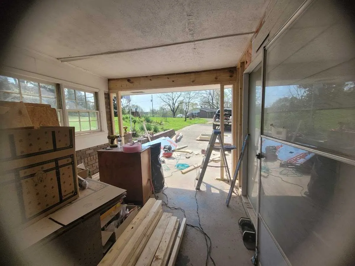 Air movers and dehumidifier for Drying & Dehumidification in Prairie du Chien